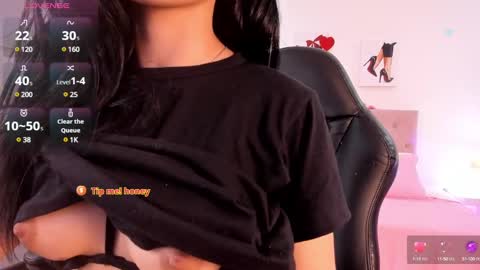Snapshot of lola_bernard chatting on 03.07.25 lola_bernard online show from 03.07.25