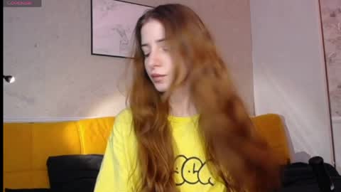 Snapshot of lola_dinky chatting on 04.03.26 Lola online show from 04.03.26