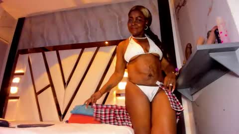 Lola online show from 03.11.26