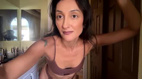 lola_la_lita online show from 10.02.25