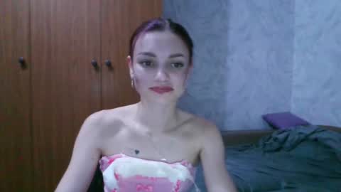 lola_sweetglow online show from 07.08.26