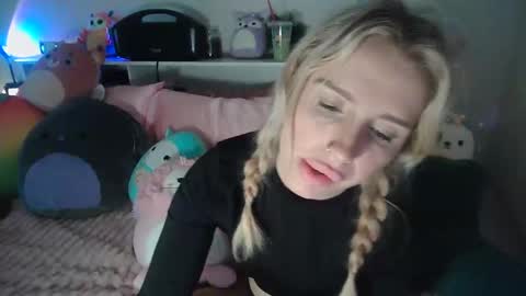 lolaa555 online show from 04.08.26