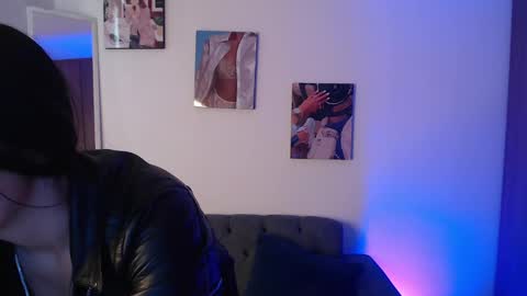 lolaandcamille online show from 02.27.25