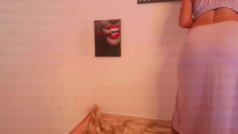 lolaandcamille online show from 09.26.25