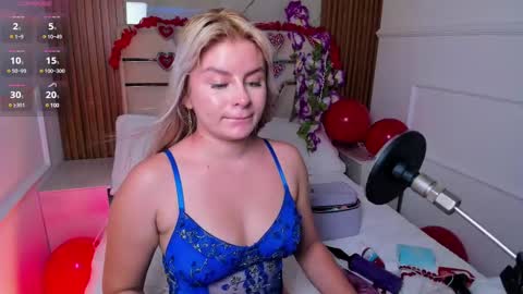 Lola Angel online show from 02.14.25