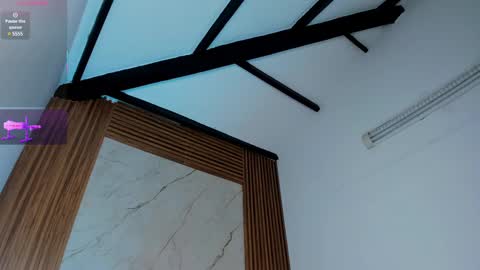 Lola Angel online show from 03.08.25