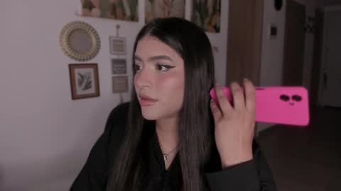 lolaasmith_21 online show from 10.23.25