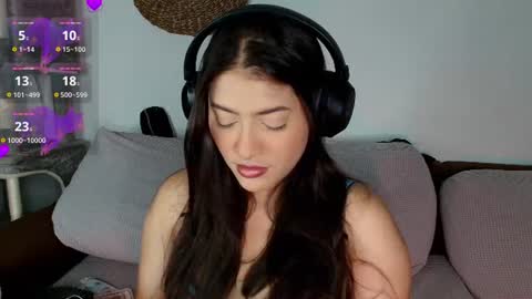 lolaasmith_21 online show from 07.04.26