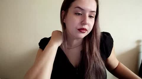 Lola online show from 04.15.26