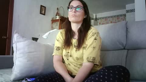 LOLA HUESO y ERIC online show from 04.21.26