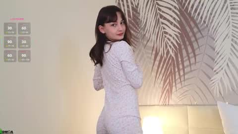 Lola online show from 10.03.25