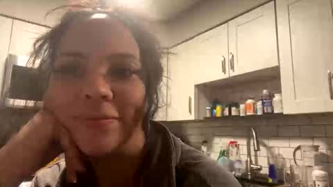 Snapshot of lolaxo4u87 chatting on 10.18.25 lolaxo4u87 online show from 10.18.25