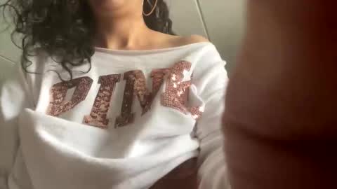 lolaxo4u87 online show from 02.22.26