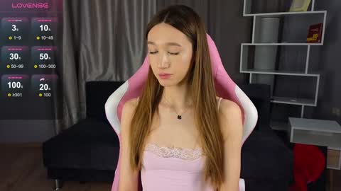 Snapshot of lolly_monica chatting on 01.19.25 Monica online show from 01.19.25