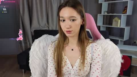 Snapshot of lolly_monica chatting on 01.23.25 Monica online show from 01.23.25