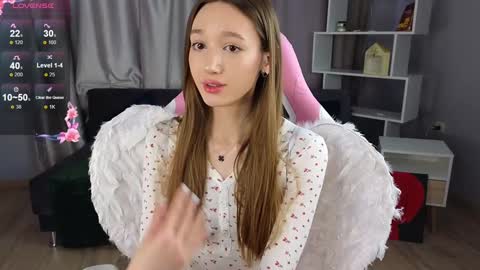 Snapshot of lolly_monica chatting on 01.25.25 Monica online show from 01.25.25