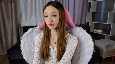 Snapshot of lolly_monica chatting on 03.10.25 Monica online show from 03.10.25