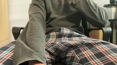 Snapshot of lolobigass chatting on 12.16.24 lols online show from 12.16.24