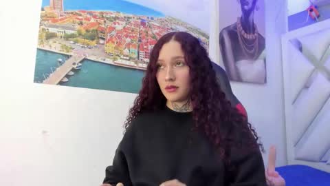 lolydolly_ online show from 12.18.25