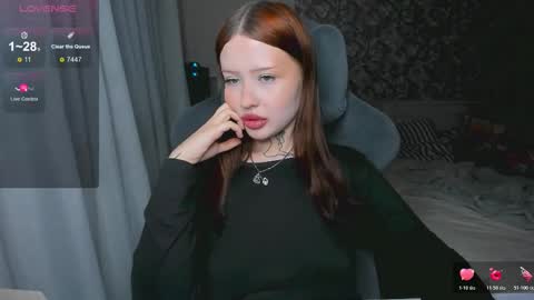 Snapshot of lonalye chatting on 01.08.26 lona online show from 01.08.26