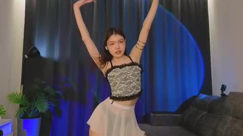 Shy EvaStreams are everyday 9 AM - 3 PM GMT 3  online show from 11.15.25