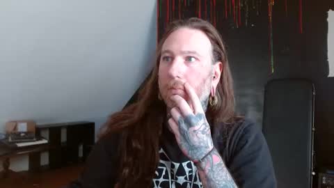 Snapshot of longhair021 chatting on 02.26.25 longhair online show from 02.26.25