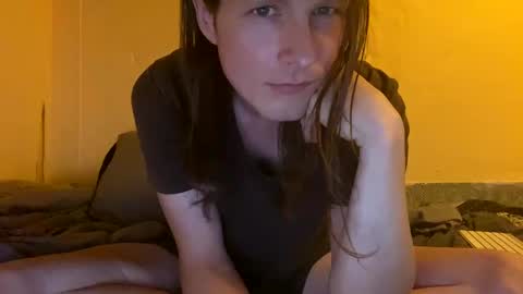 Snapshot of longhotlegs chatting on 01.15.25 Nobody online show from 01.15.25