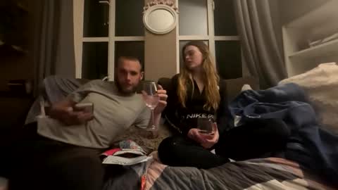 Unknowncouple online show from 04.14.26