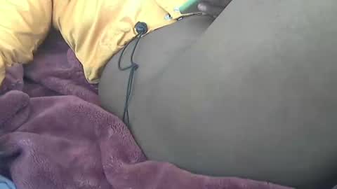 Snapshot of longlip30 chatting on 09.11.25 Longlip30 online show from 09.11.25