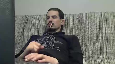 Snapshot of longnight5 chatting on 01.27.25 Alejandro Rulitos Twitter longnight55 Intagram 5longnight5 online show from 01.27.25