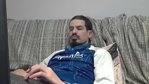 Snapshot of longnight5 chatting on 01.29.25 Alejandro Rulitos Twitter longnight55 Intagram 5longnight5 online show from 01.29.25