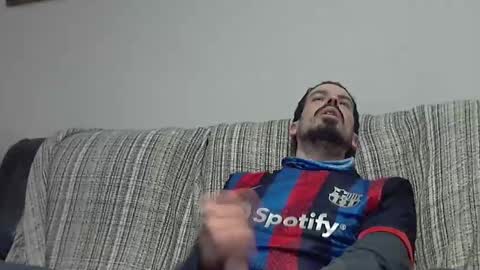 Snapshot of longnight5 chatting on 02.10.25 Alejandro Rulitos Twitter longnight55 Intagram 5longnight5 online show from 02.10.25