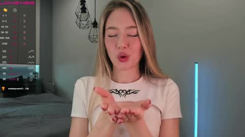 Eva online show from 02.20.25