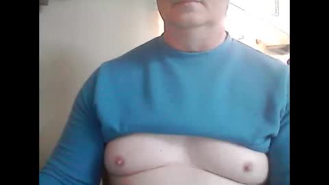 look823 online show from 10.31.25