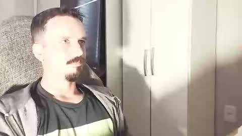 Lucas online show from 10.07.25