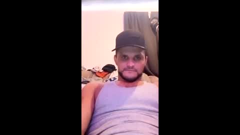 Snapshot of lookhim25 chatting on 05.15.26 lookhim25 online show from 05.15.26