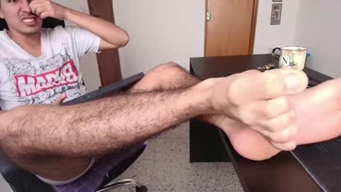 Snapshot of looki_16 chatting on 11.11.25 looki 16 online show from 11.11.25