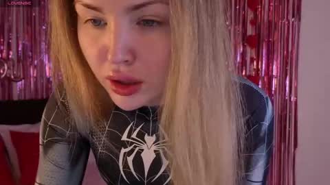 Snapshot of lora_amber chatting on 02.22.26 Lora online show from 02.22.26