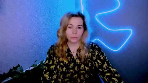 Lora online show from 02.02.26