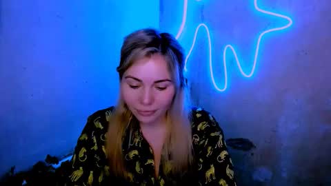 Lora online show from 03.11.26