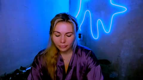 Lora online show from 03.17.26