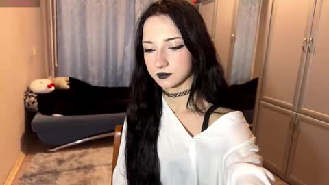 Hello there im Luna Im new here Lets have fun online show from 02.21.26