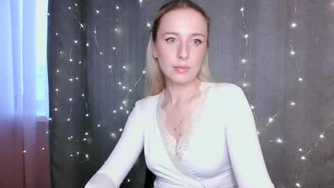 loravine online show from 03.24.26