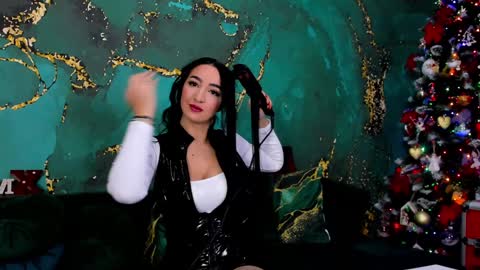 Miss online show from 12.13.24