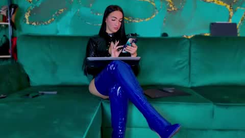 Miss online show from 01.23.25