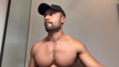 Snapshot of lordcalepecs chatting on 02.08.26 Cale online show from 02.08.26