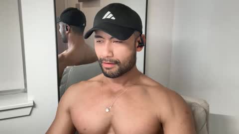 Snapshot of lordcalepecs chatting on 02.10.26 Cale online show from 02.10.26