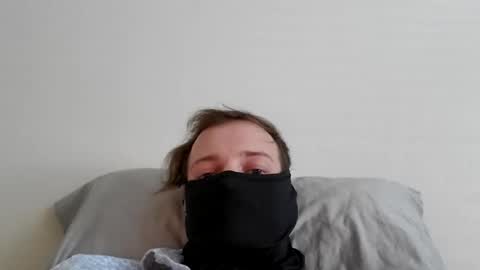 Snapshot of lordryanx chatting on 11.02.25 Lord Ryan online show from 11.02.25