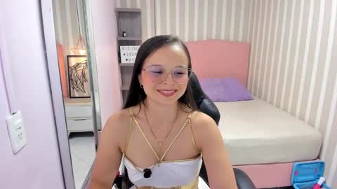 lorelaigiven online show from 02.17.26