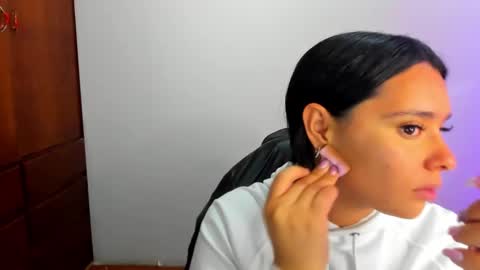 lorem_adams online show from 03.11.25